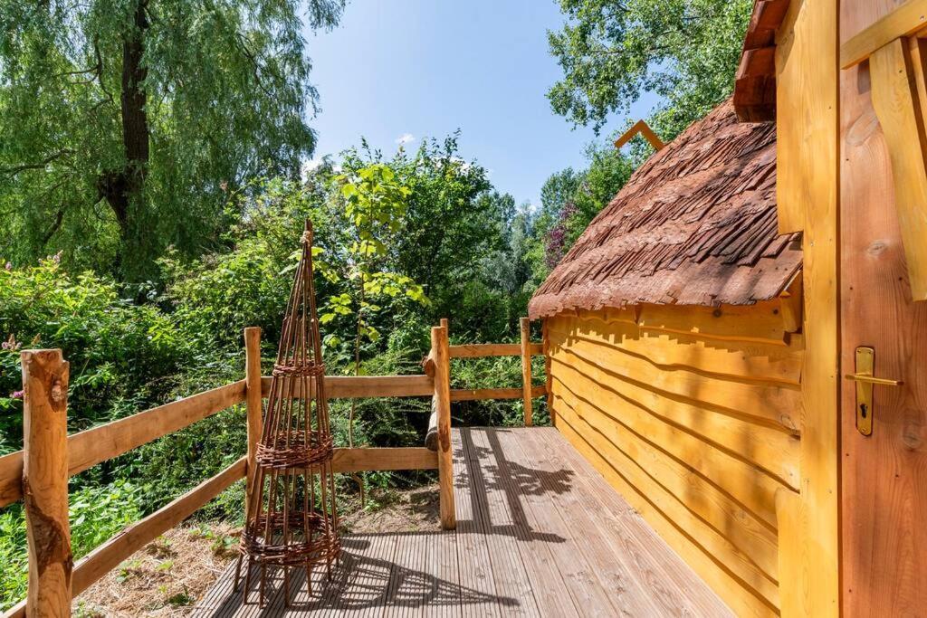Au Pied Du Frene Villa Herzeele Exteriör bild